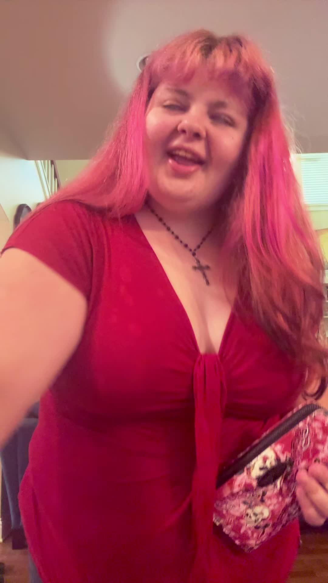 @Skylar 😋💋