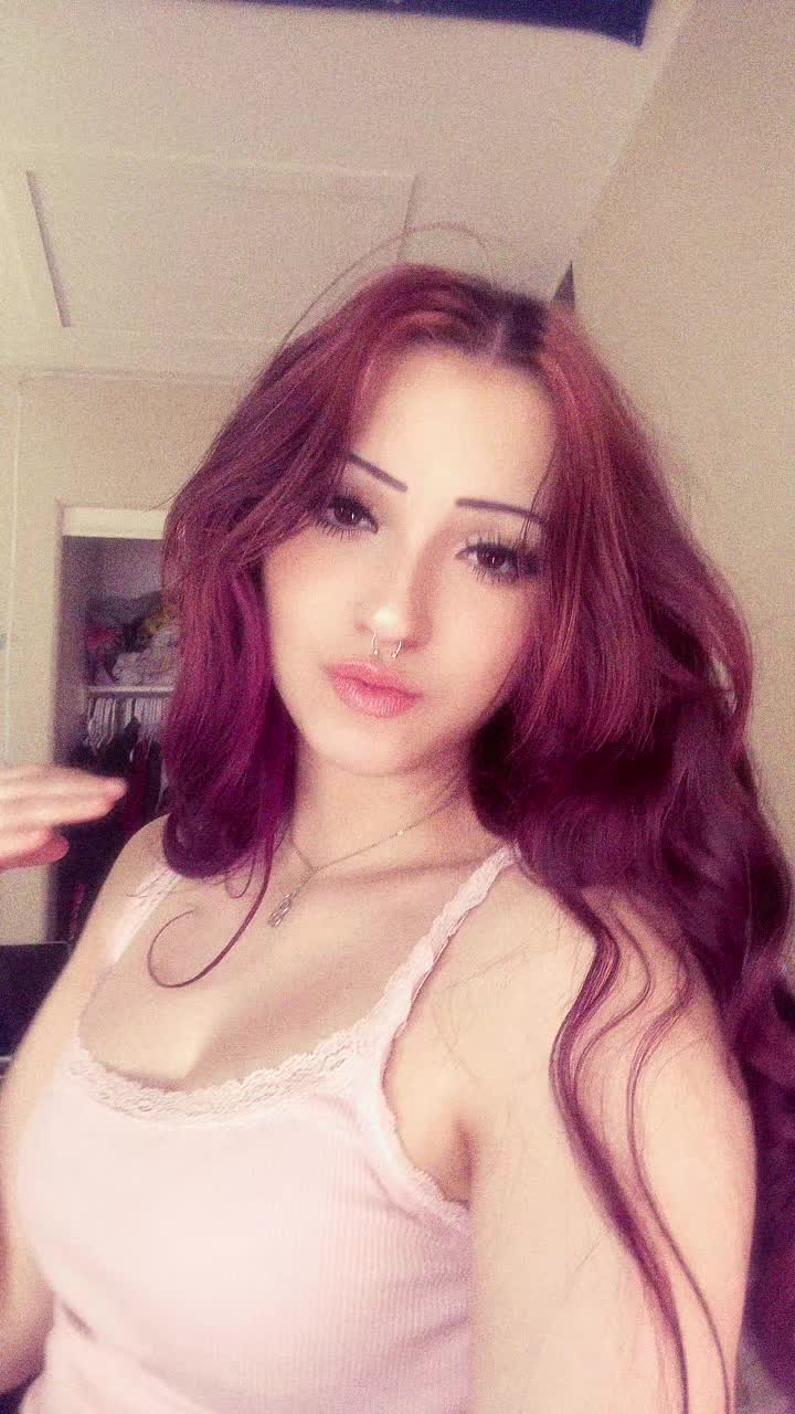 @Bella<3