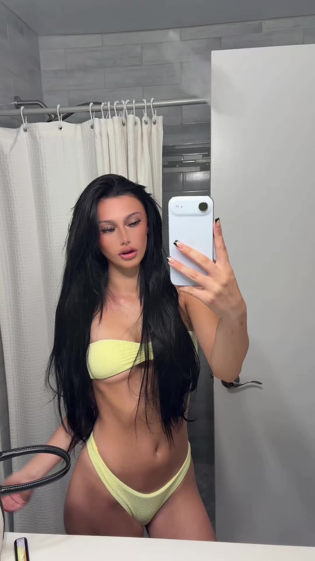 @whosavalolwhat