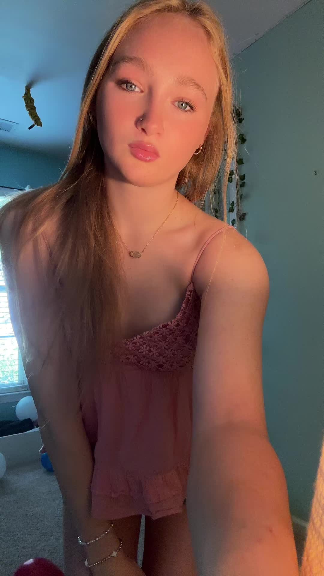 @Merrr