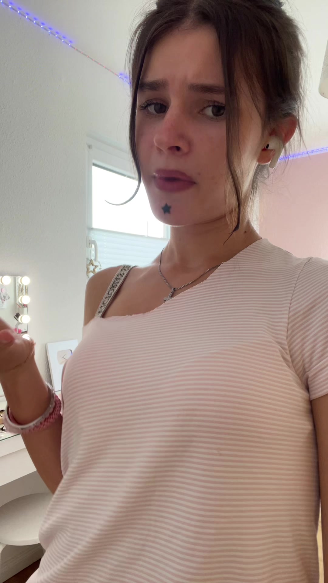 @𝓂𝒶𝓇𝒾ℯ