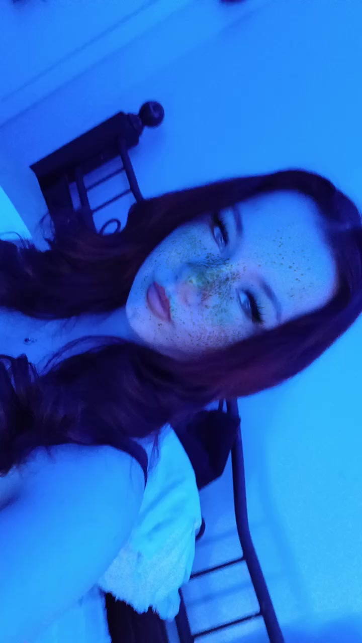 @𝐶𝑟𝑦𝑠𝑡𝑎𝑙🥀🖤