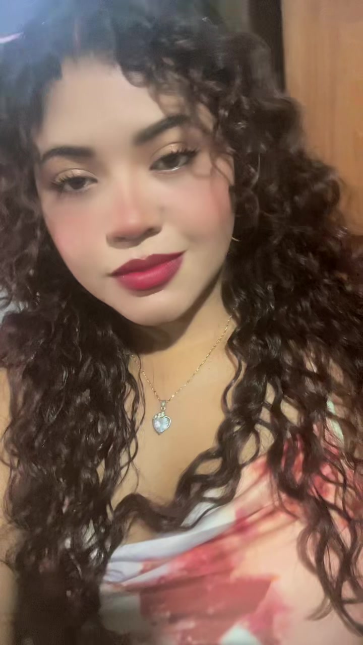 @Julissa🦋