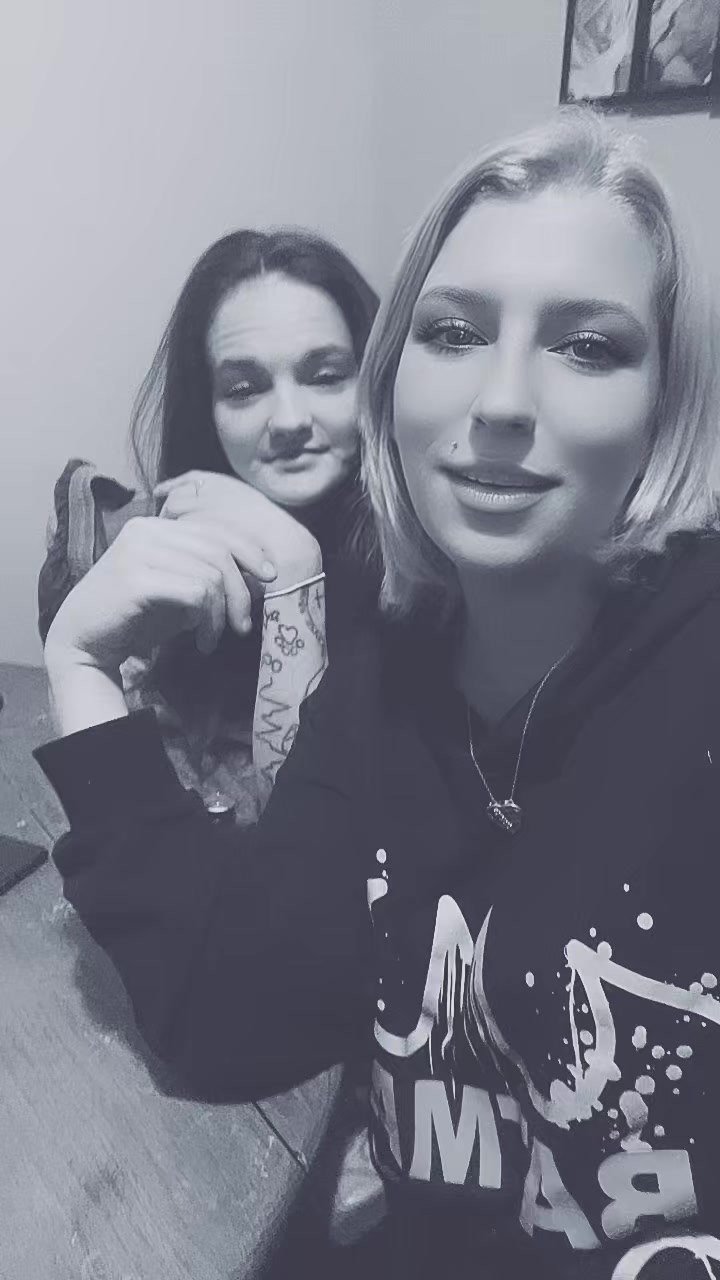 @JessAmber