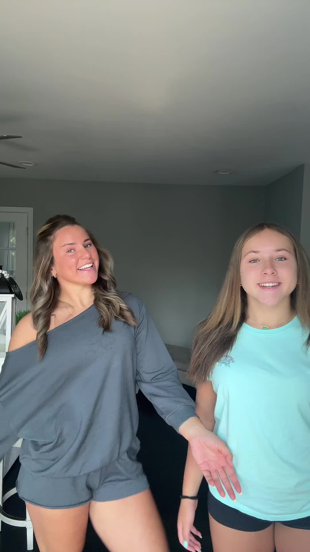@JuliaTurk