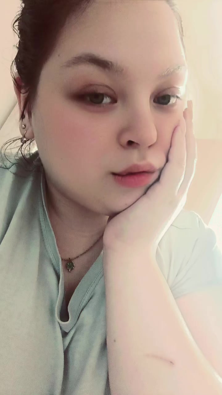 @Сахарок🙃