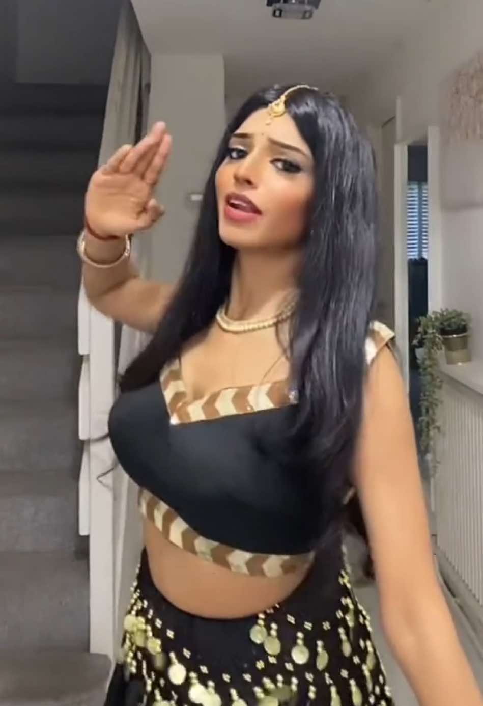 @kavi