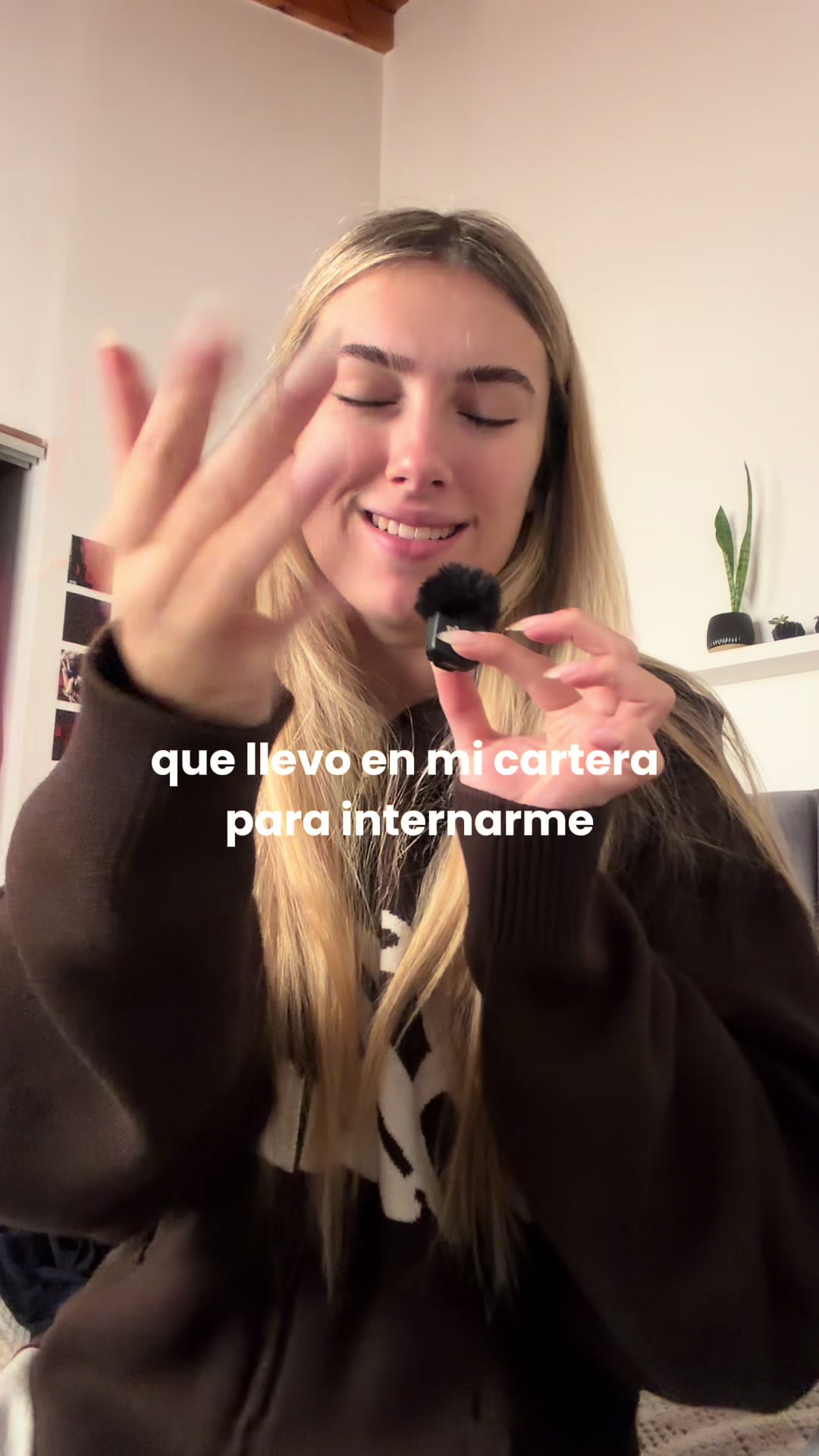 @✧₊⁺ vicky albino ✧₊⁺