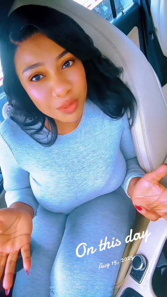 @LolaTokfinds