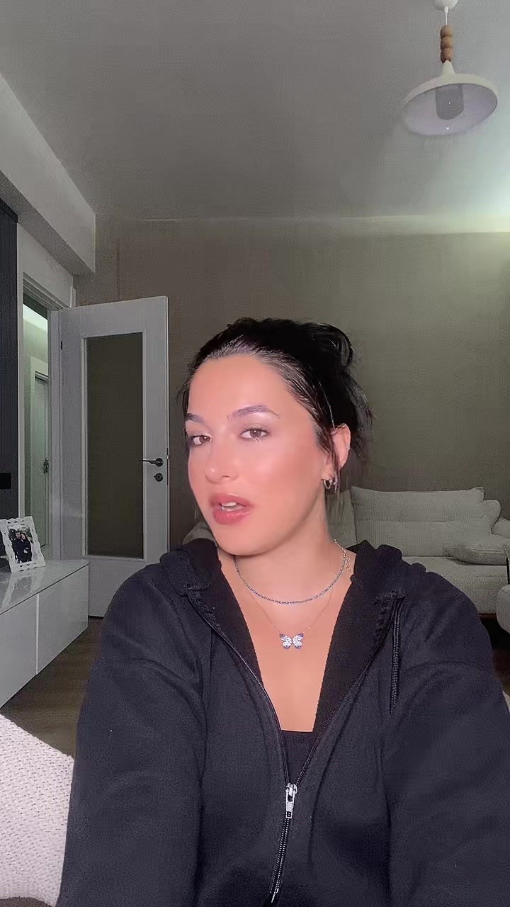 @Hazal Akdoğan