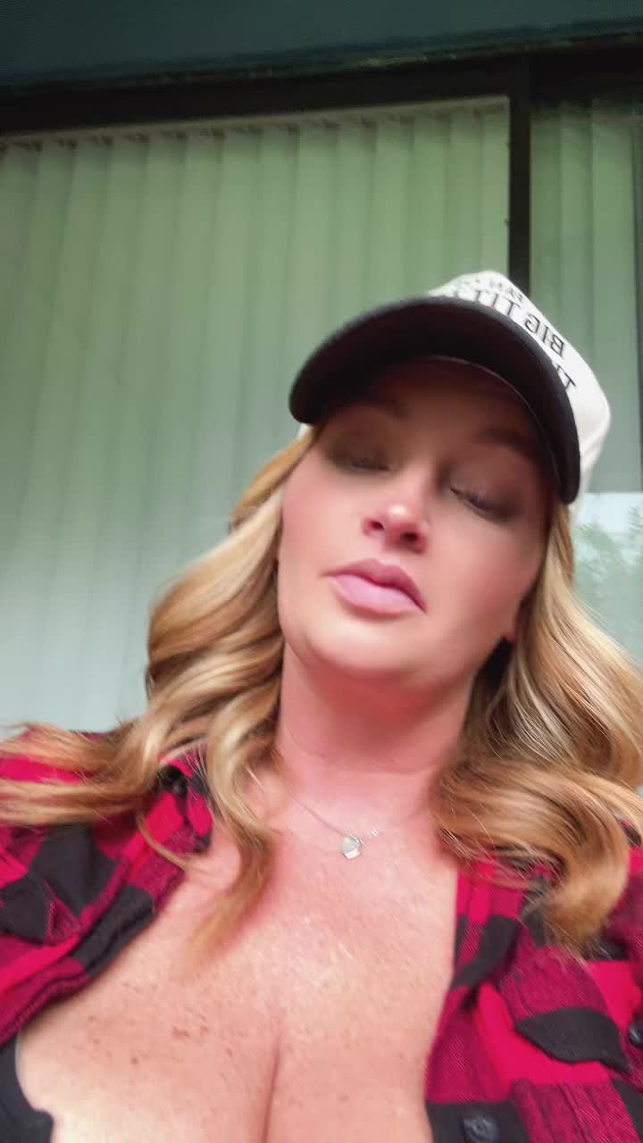 @queenbritt1913