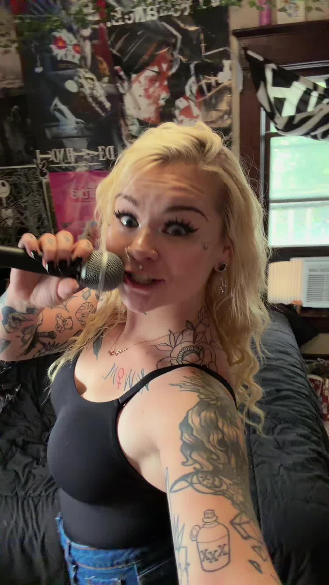@PinUpBarbie🤍