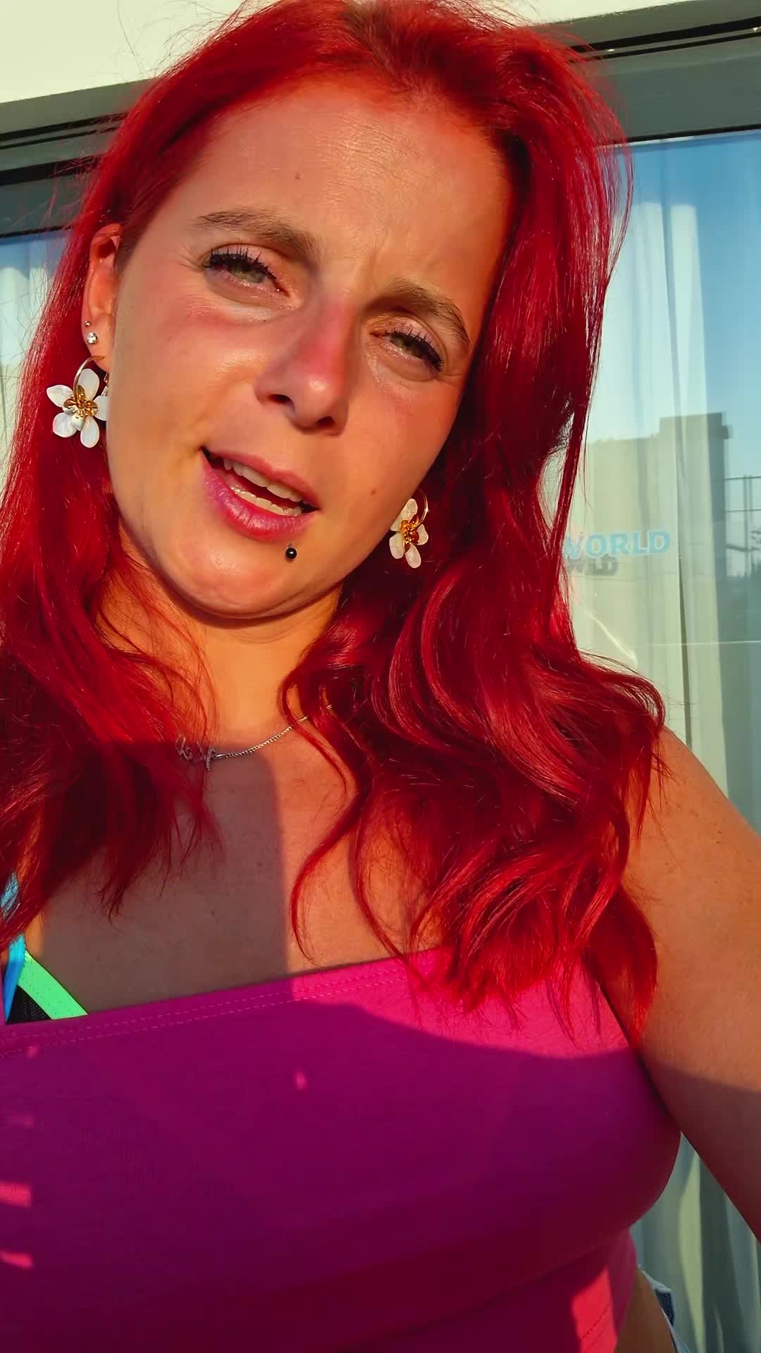 @Ladyk_in_red❤️
