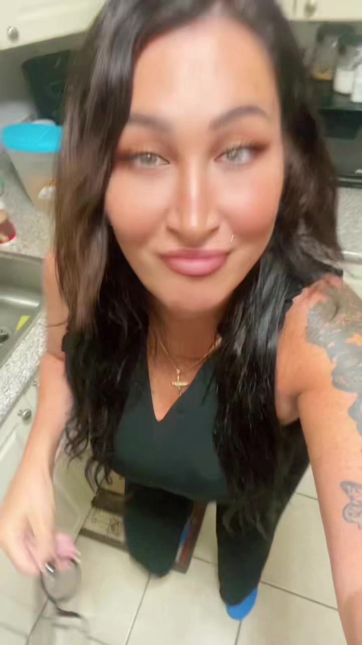@Italiangirl🇮🇹native🇨🇦🇨🇦