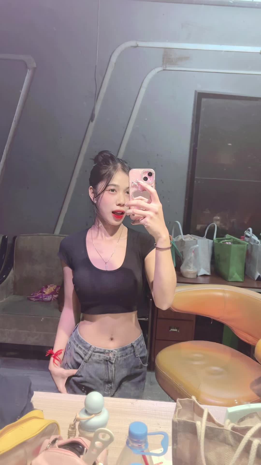 @៚小白🦋@