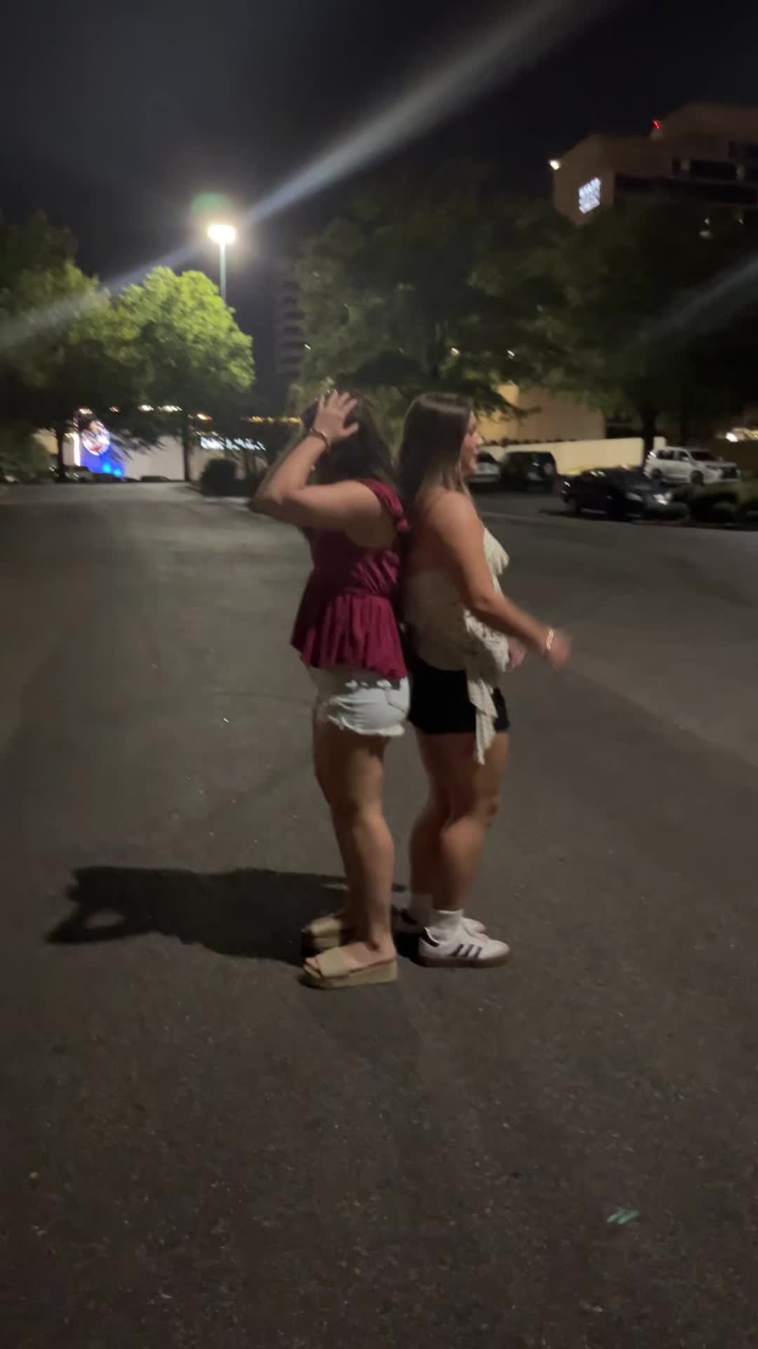 @annaballs