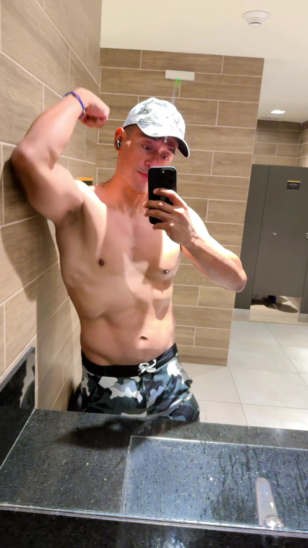 @Andrei Salvador 🧢