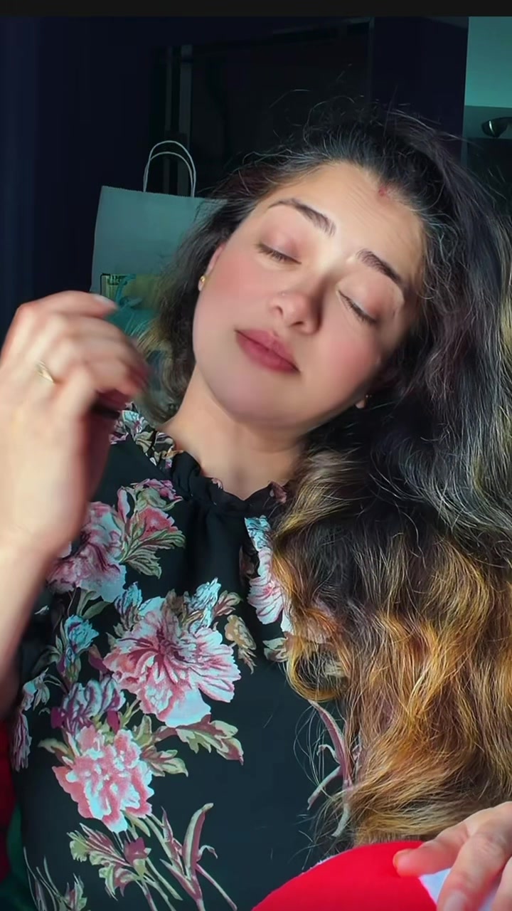 @Mayuri Dhaval Gandhi