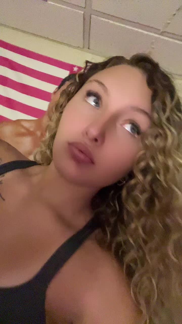 @Kdawgggie😏