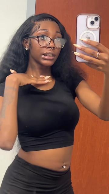 @thatsexyleogirl_