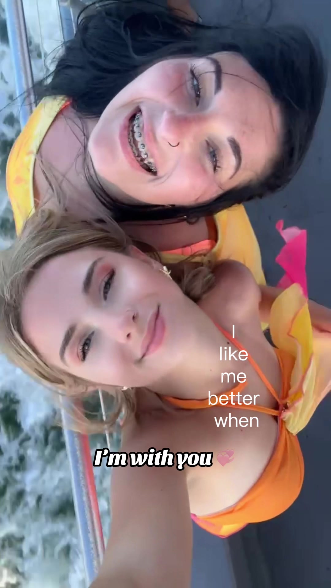 @MilfMommyTay