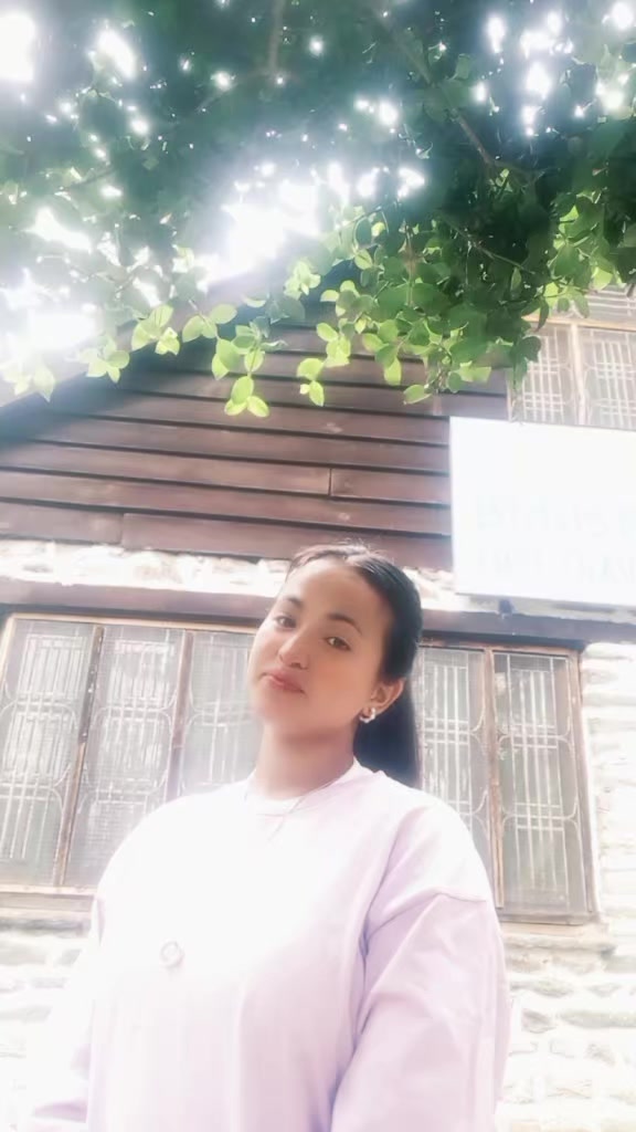 @ℚ𝕦𝕚𝕥𝕖 𝕘𝕚𝕣𝕝～(^з^)-♡