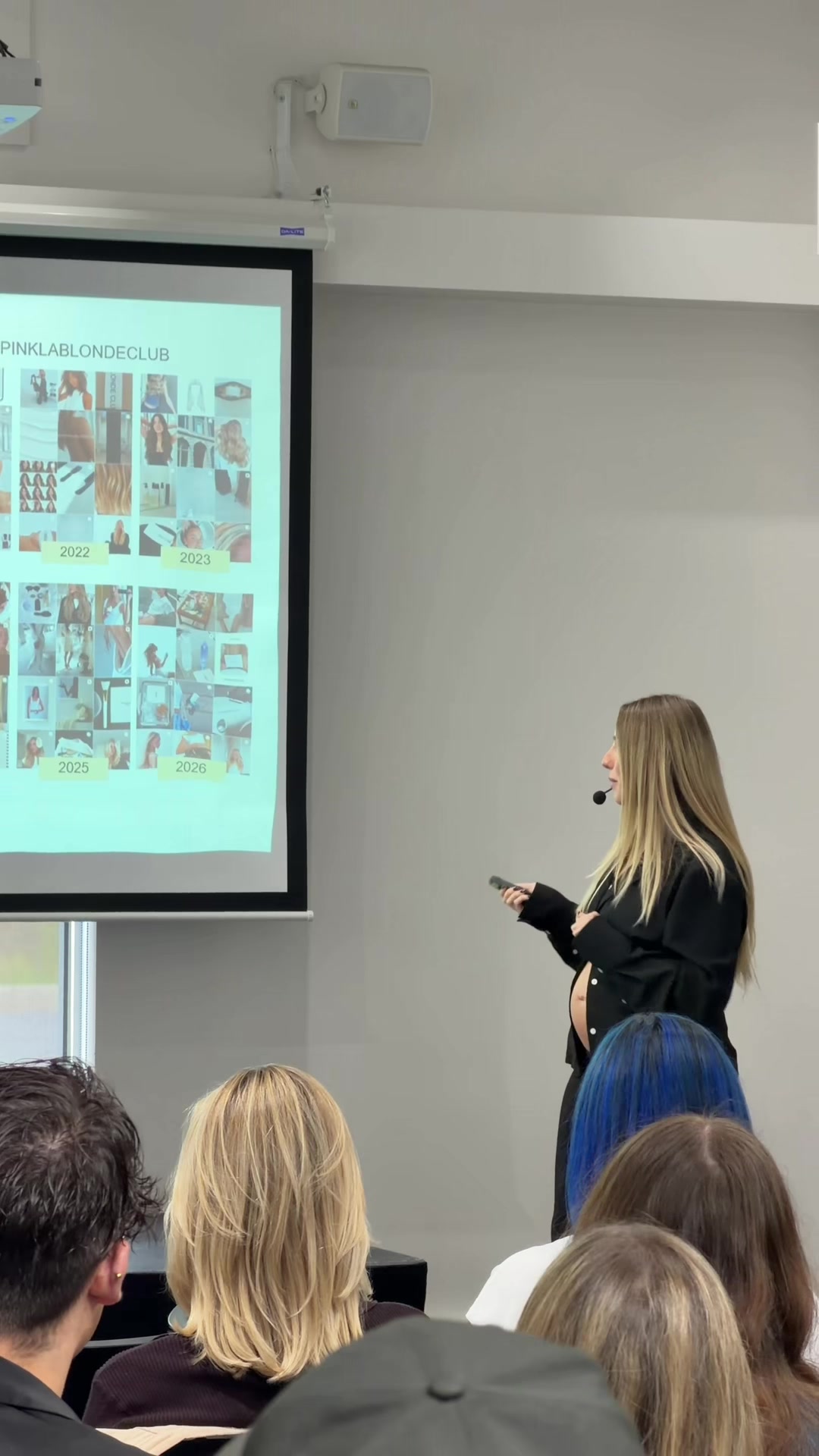 @Pinklablonde