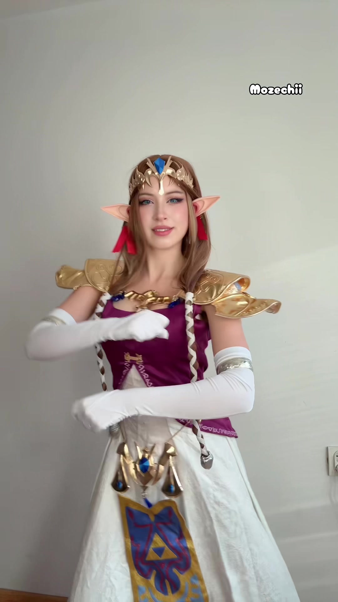 @Mozechii