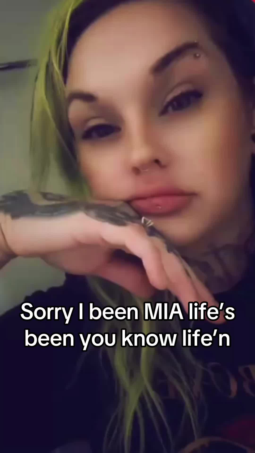 @BackshotsForBaddies