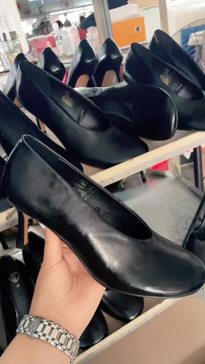 @B2BFootwearHub