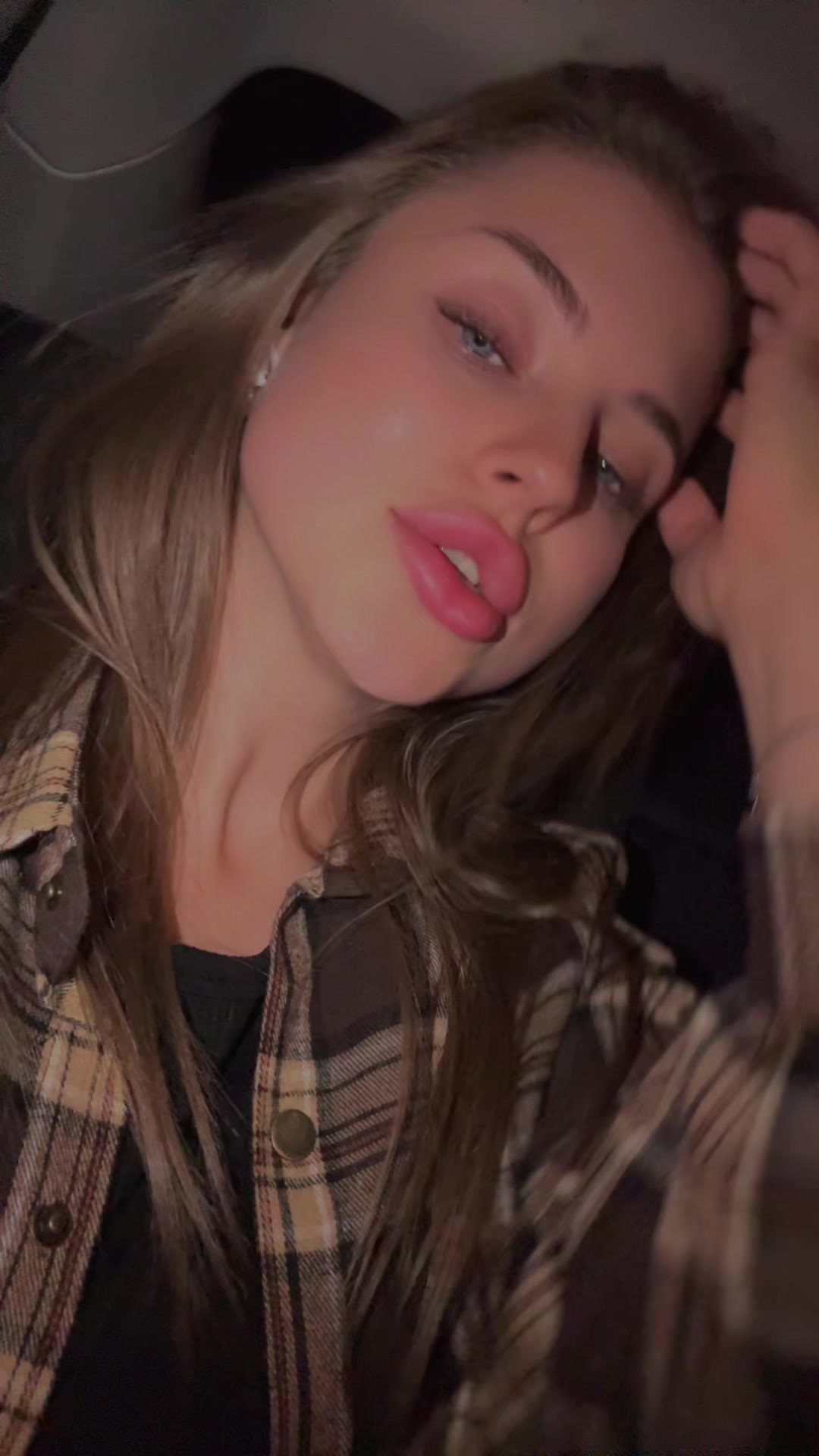 @v.iktoriaaaa