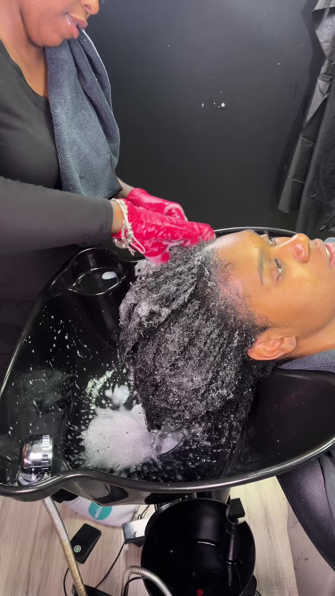 @Houston’s Braider/Lash Tech