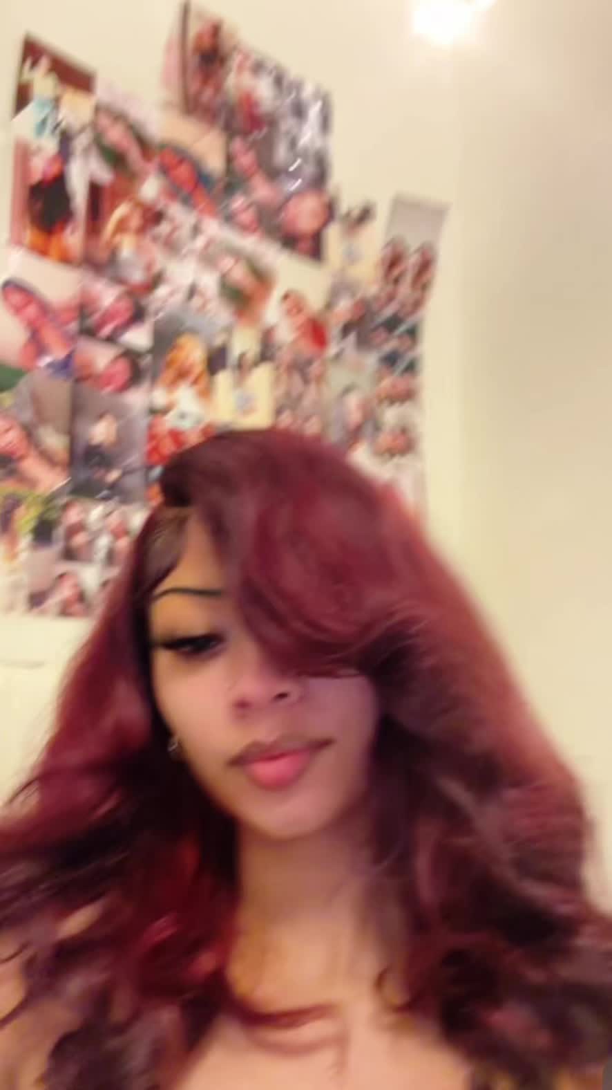 @FlamboyantSht 💋