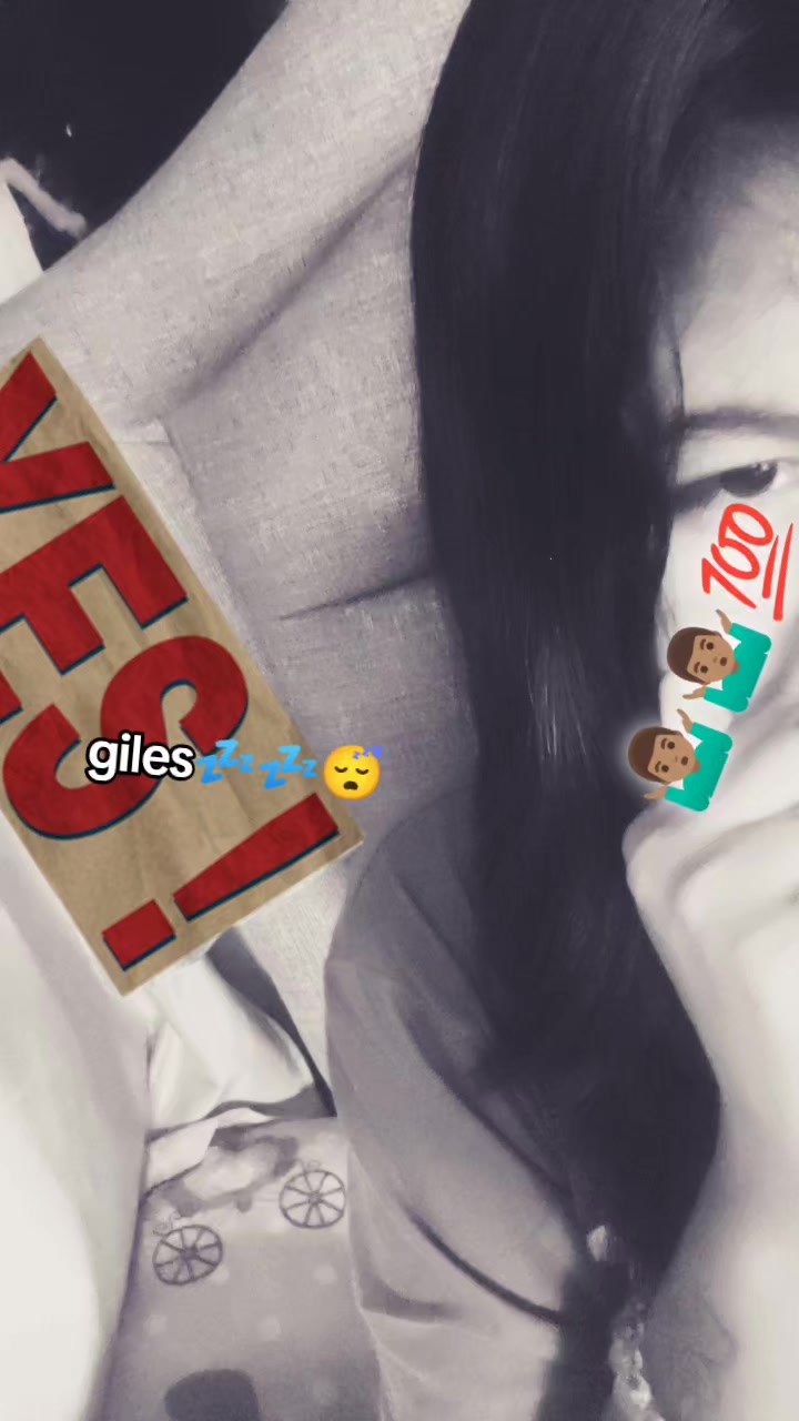 @LÏSÄŃDRÏTÄ GRÖŃË28√SvR🥶💙 💙