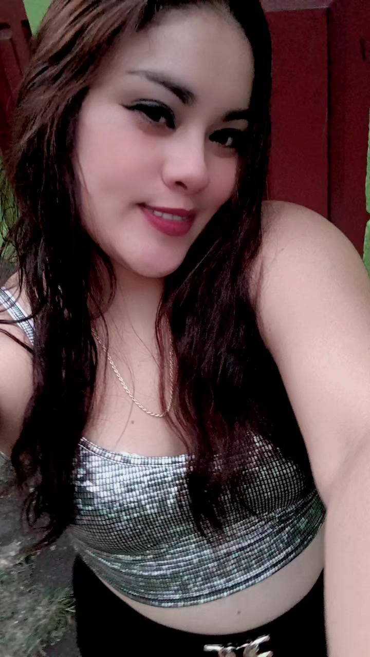 @Adriana de Leon