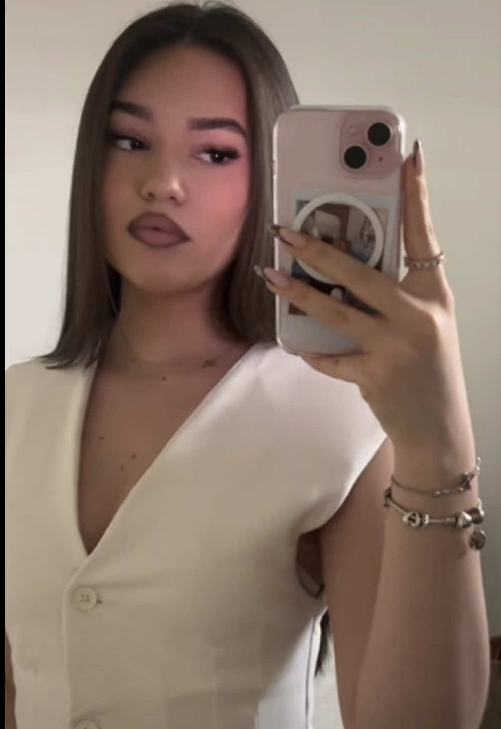 @l4uraaaa