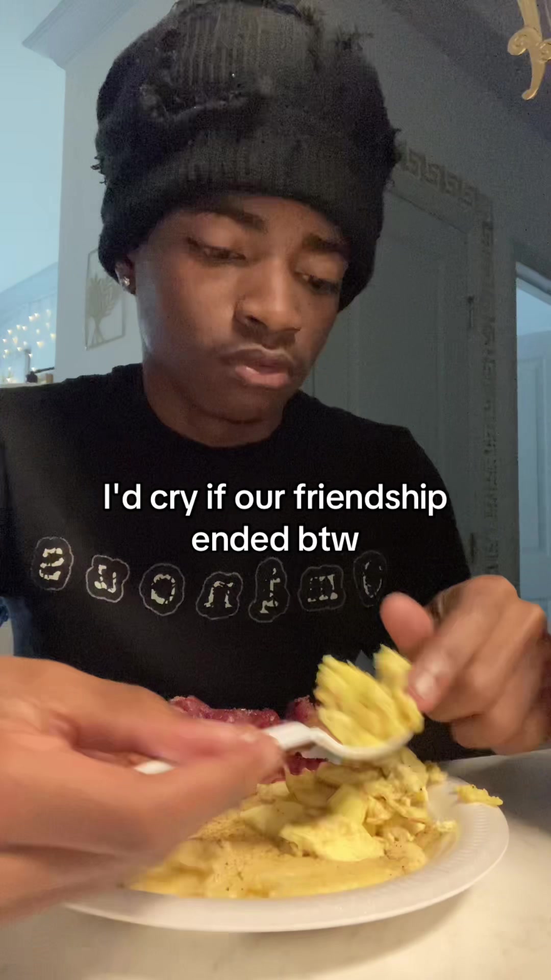 @⃟