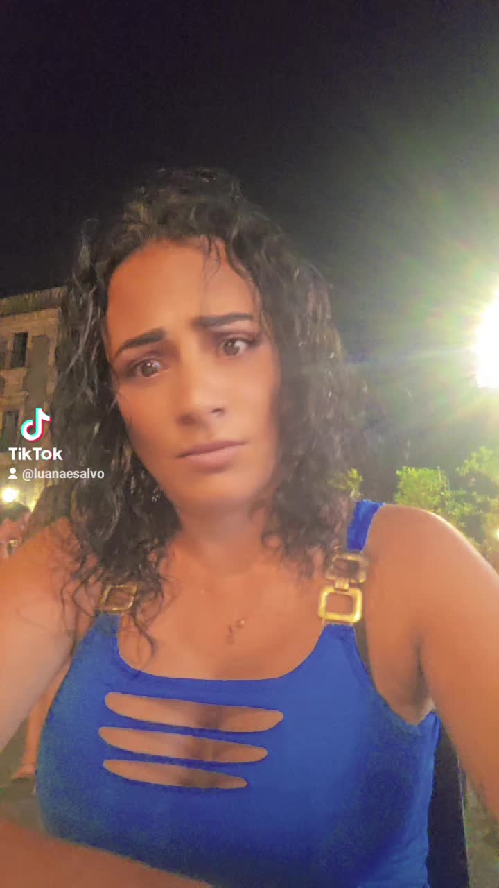 @luanaesalvo