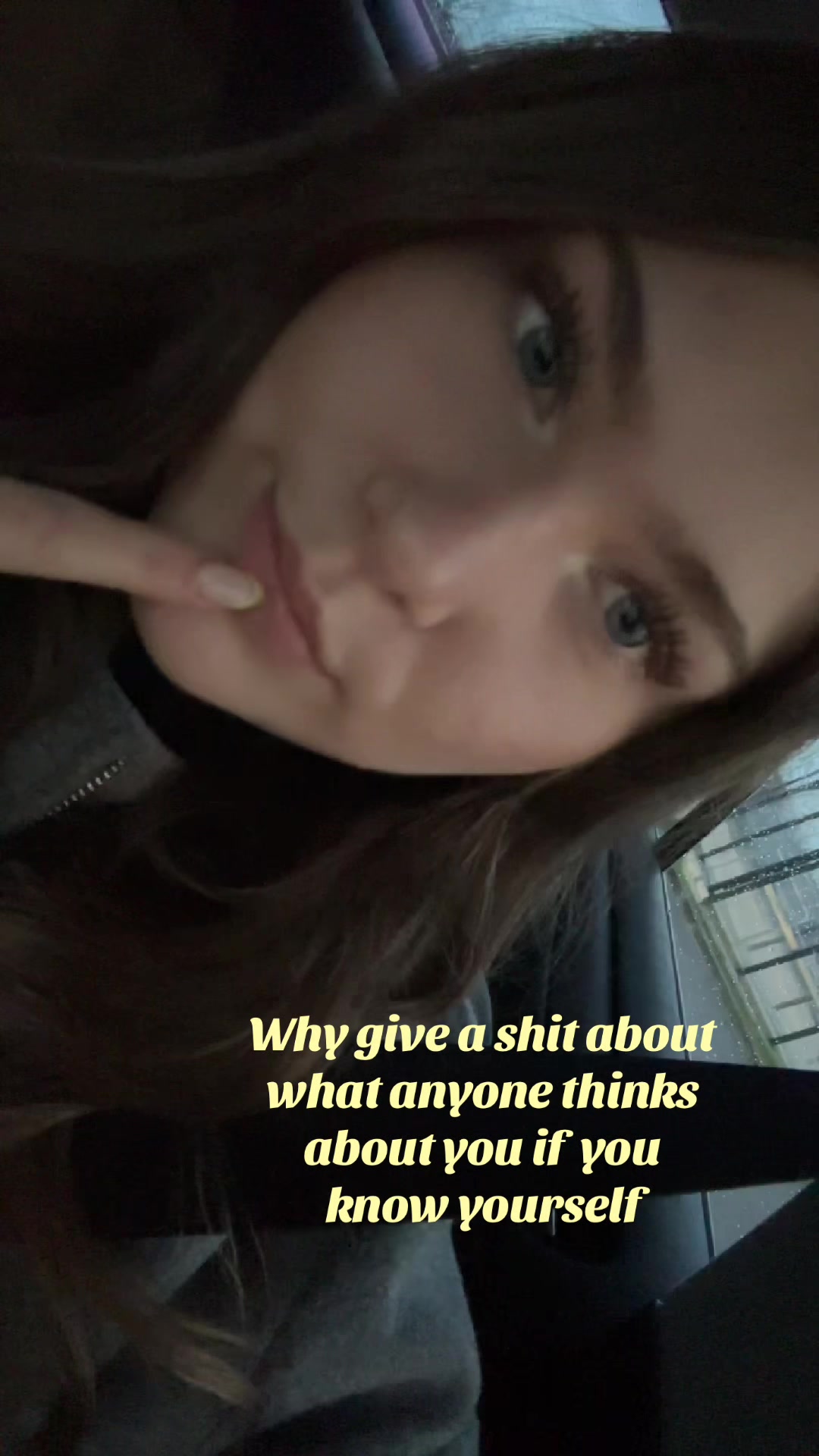 @๐ฏ๐๐๐๐