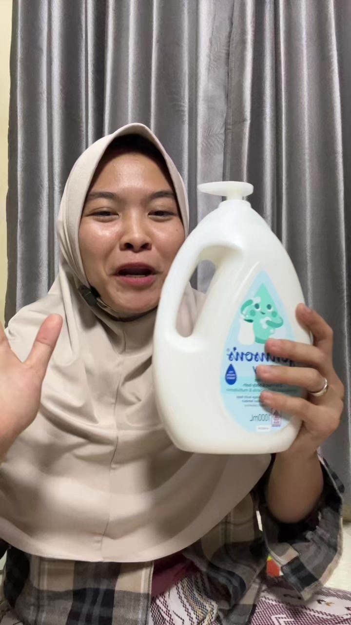 @Lia alam17 | Mom & Baby