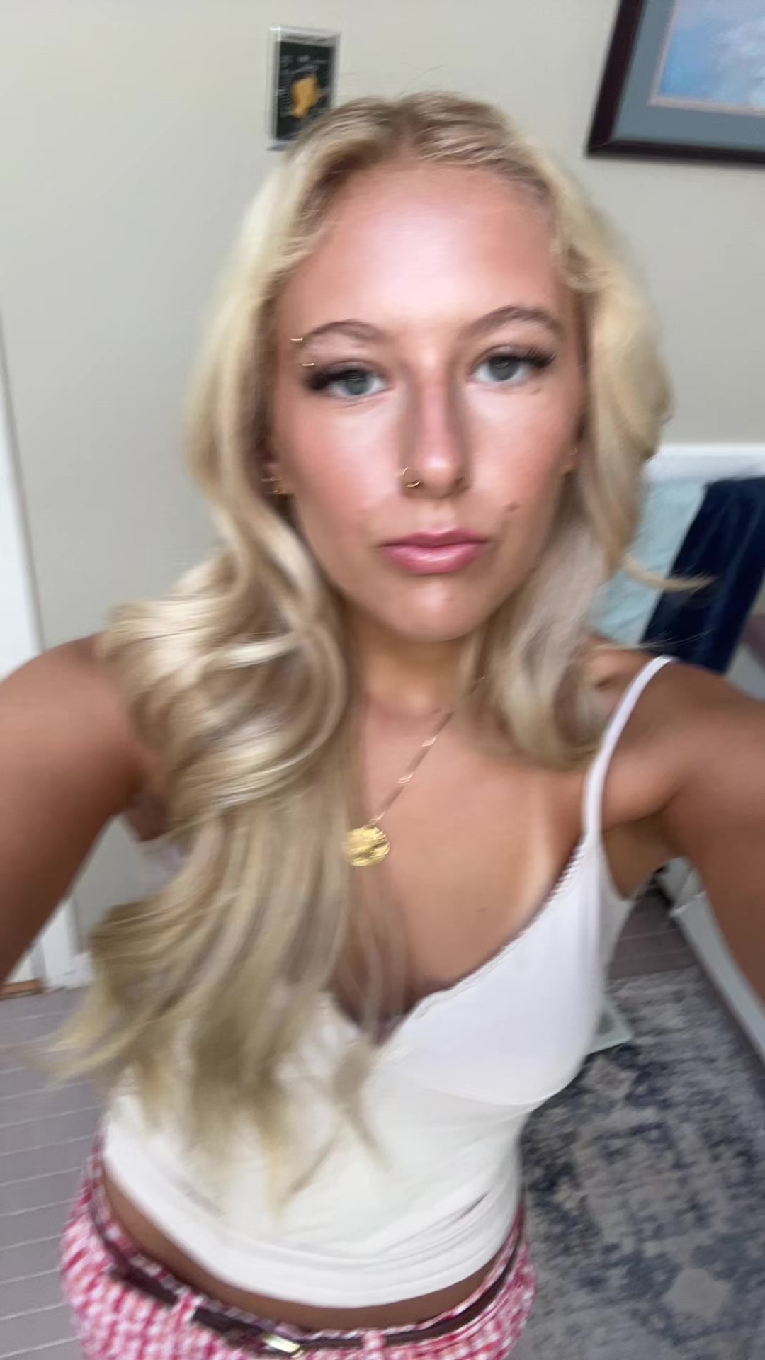 @✔️©️