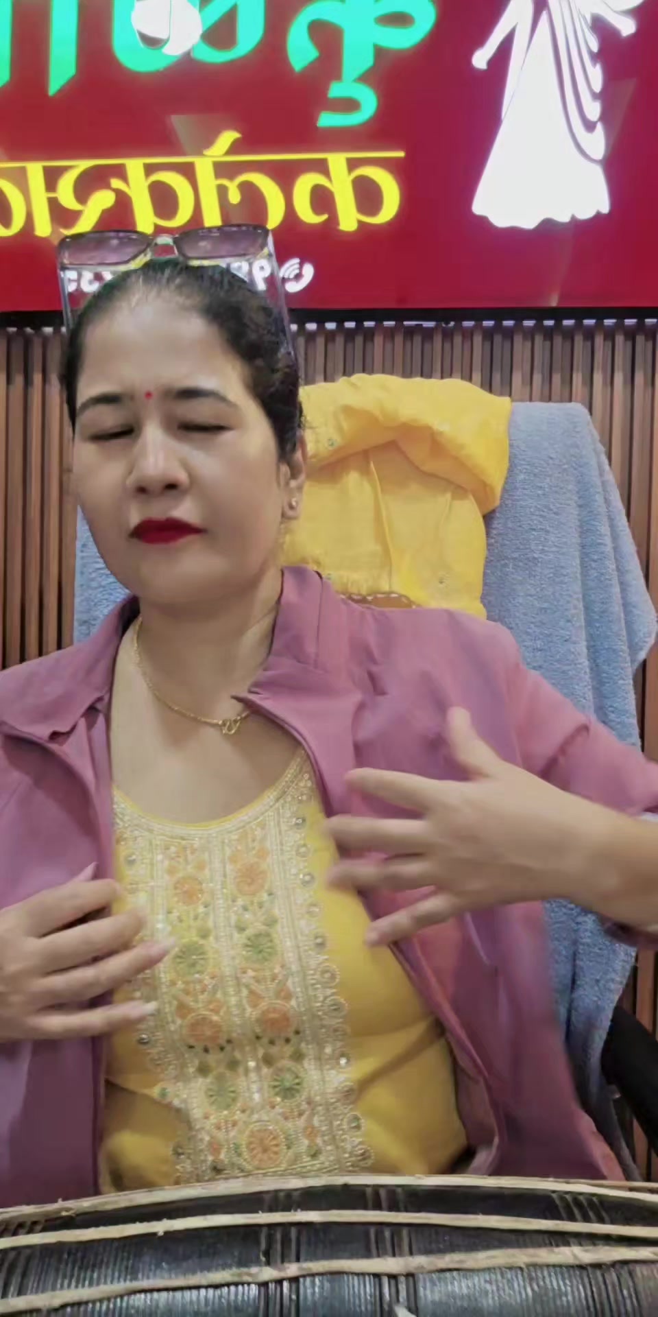 @कृष्णी कलेक्सन (Krishni Kc)