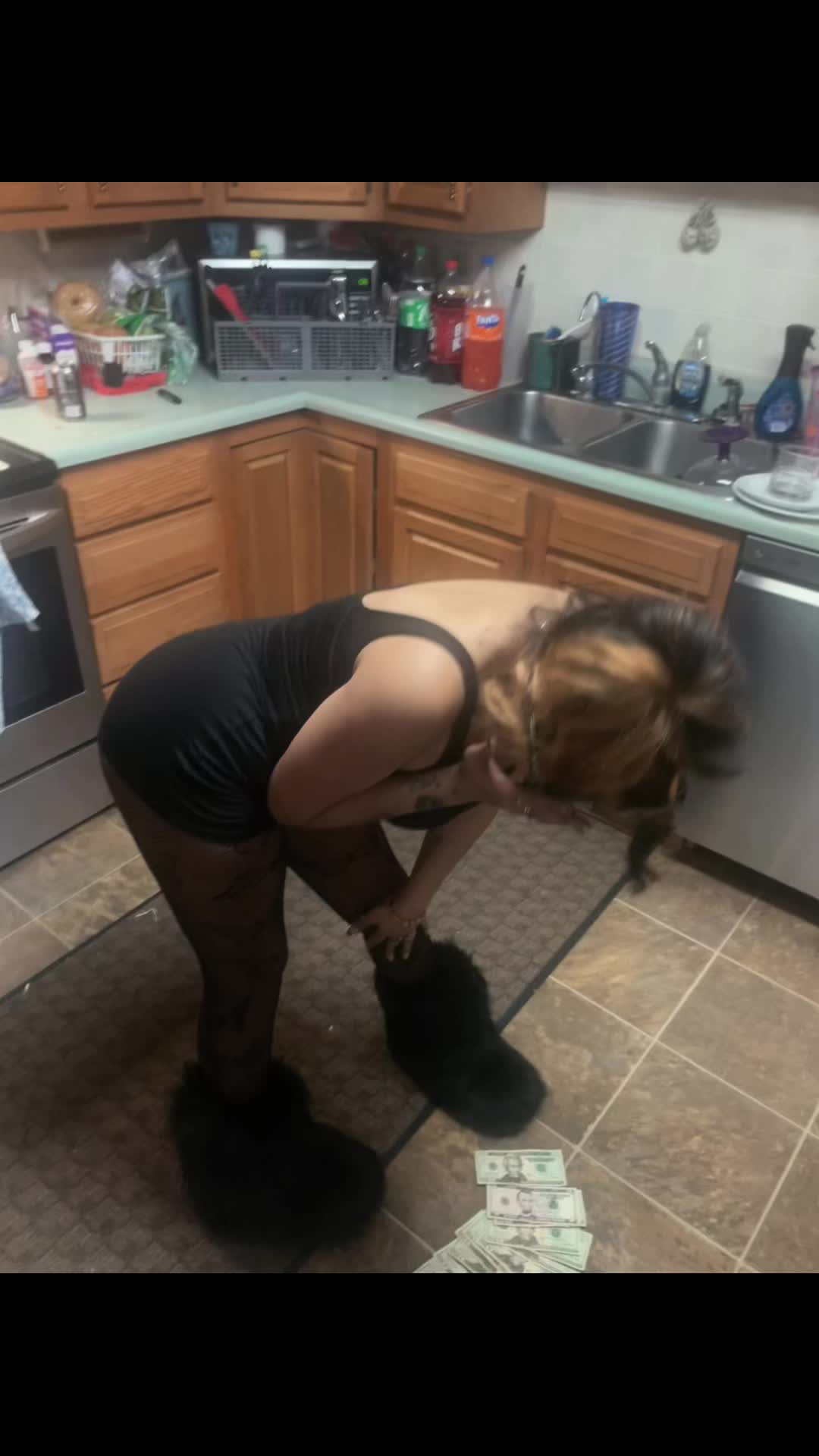 @♱