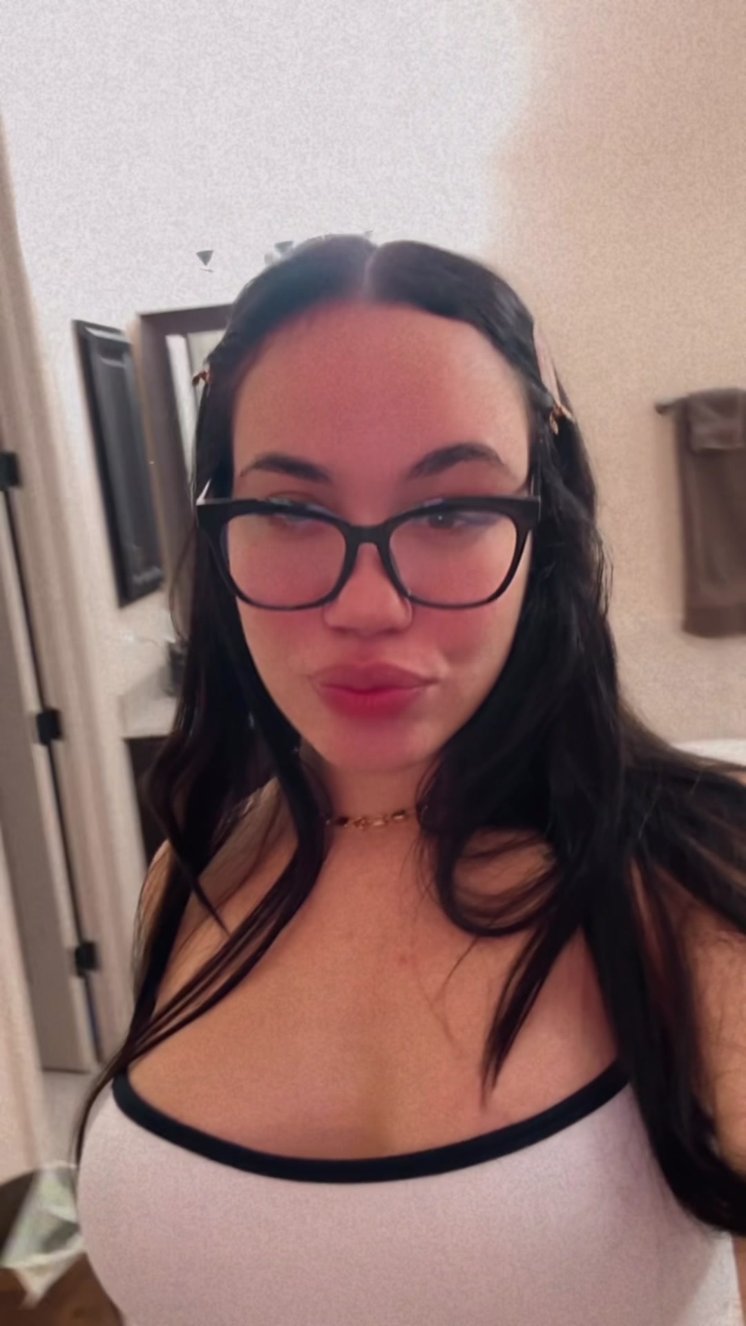 @Rachelita Zam🦋