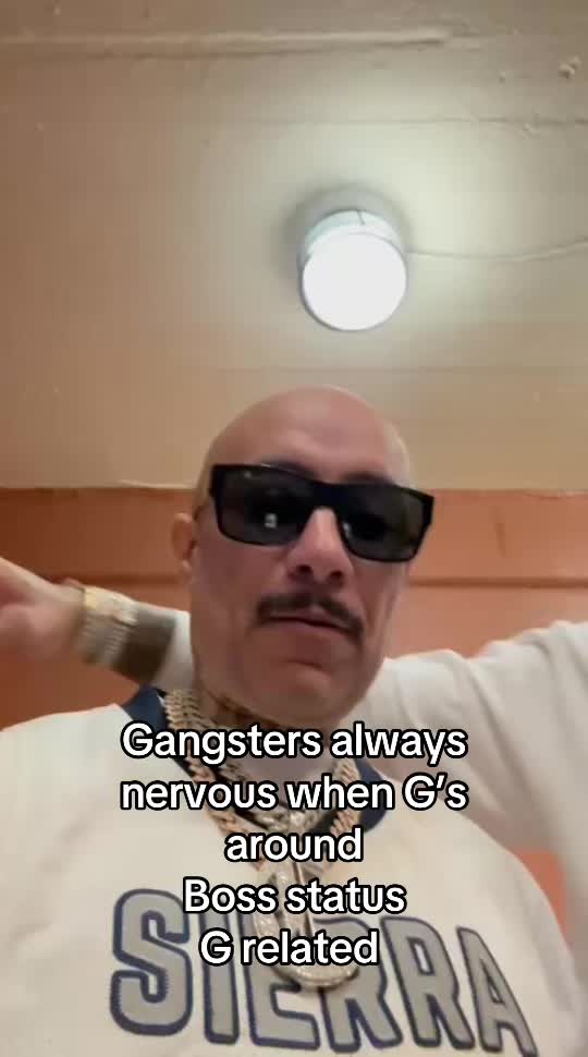 @Mr.Capone-E
