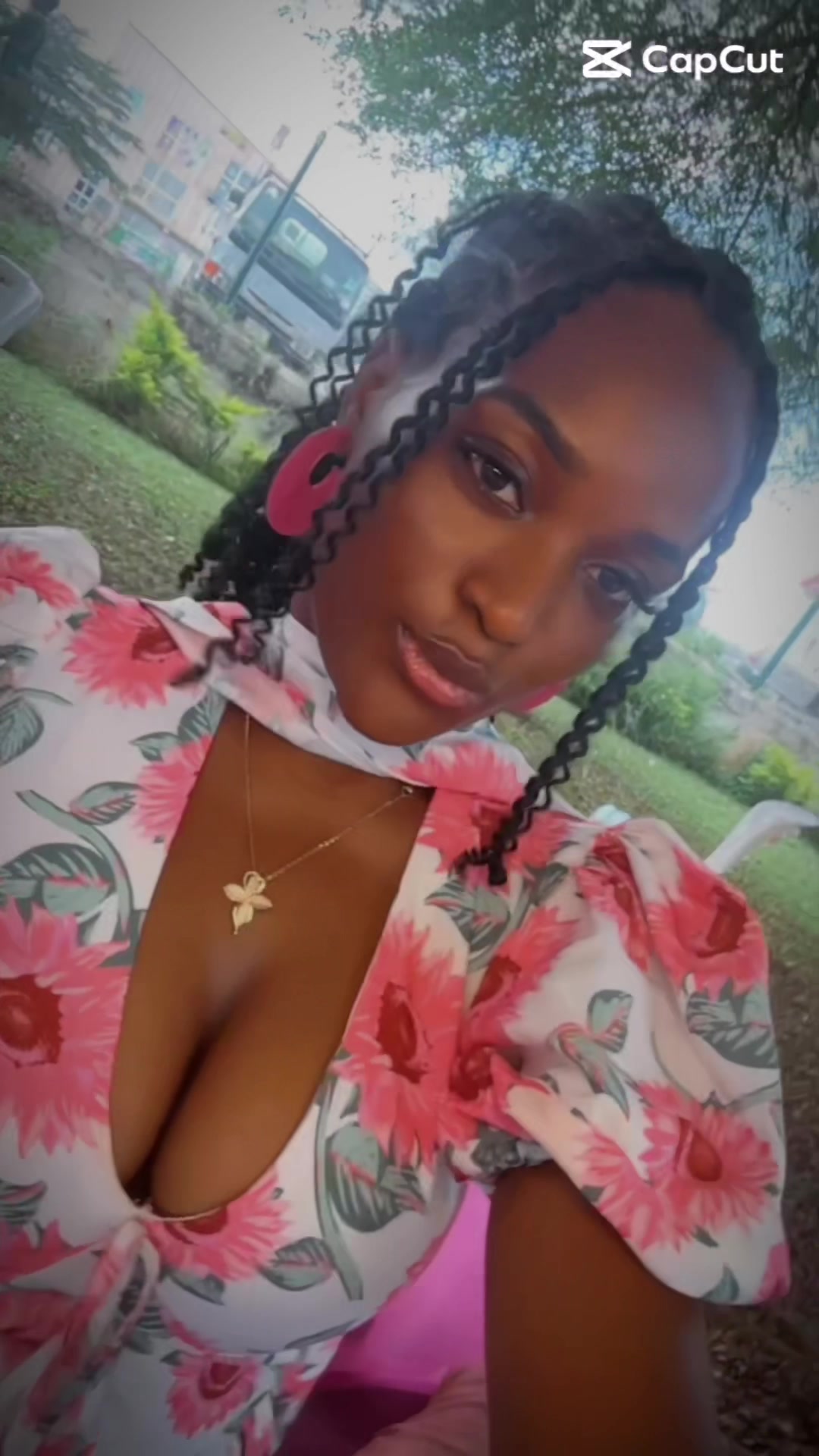 @Sheyiefunmi