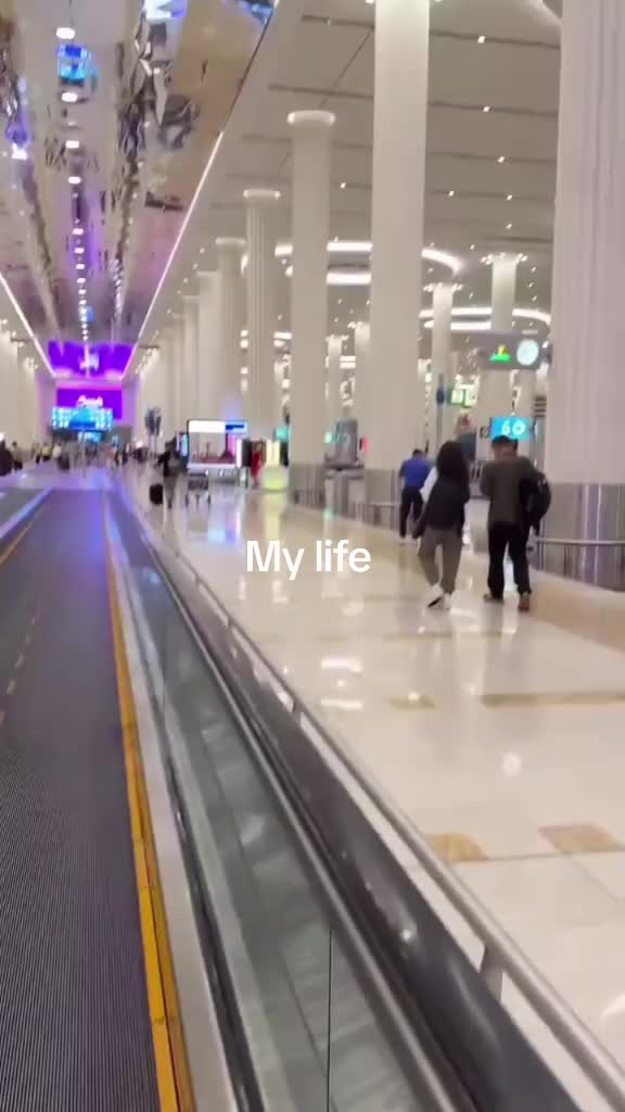 @👤