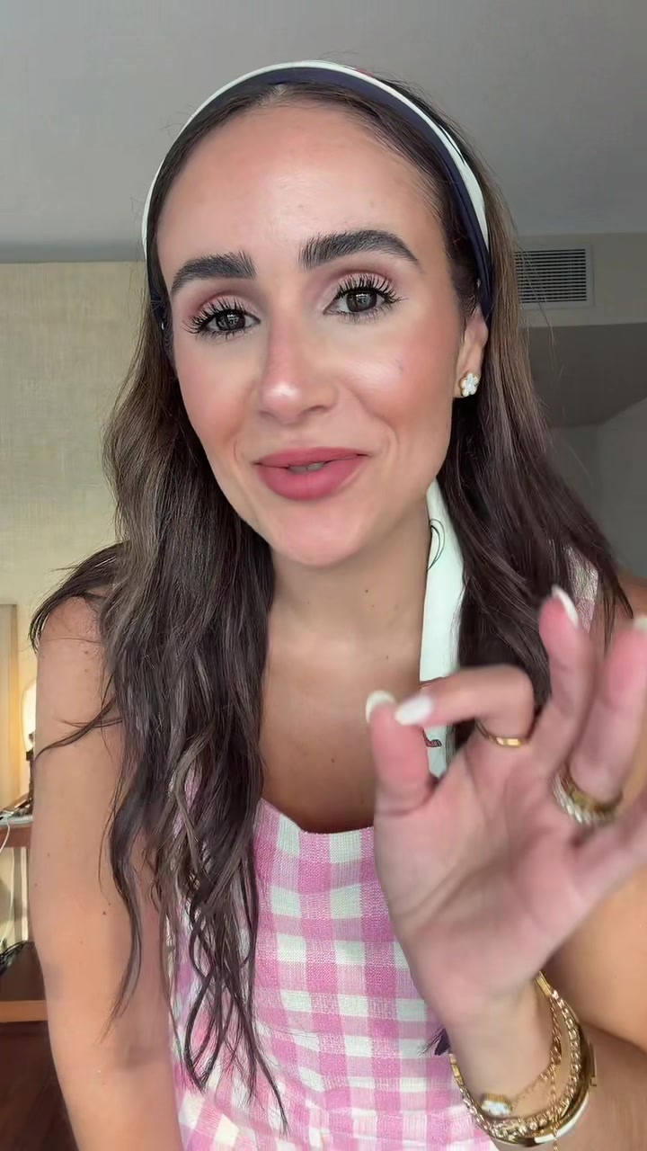 @Lynnette Lluveras