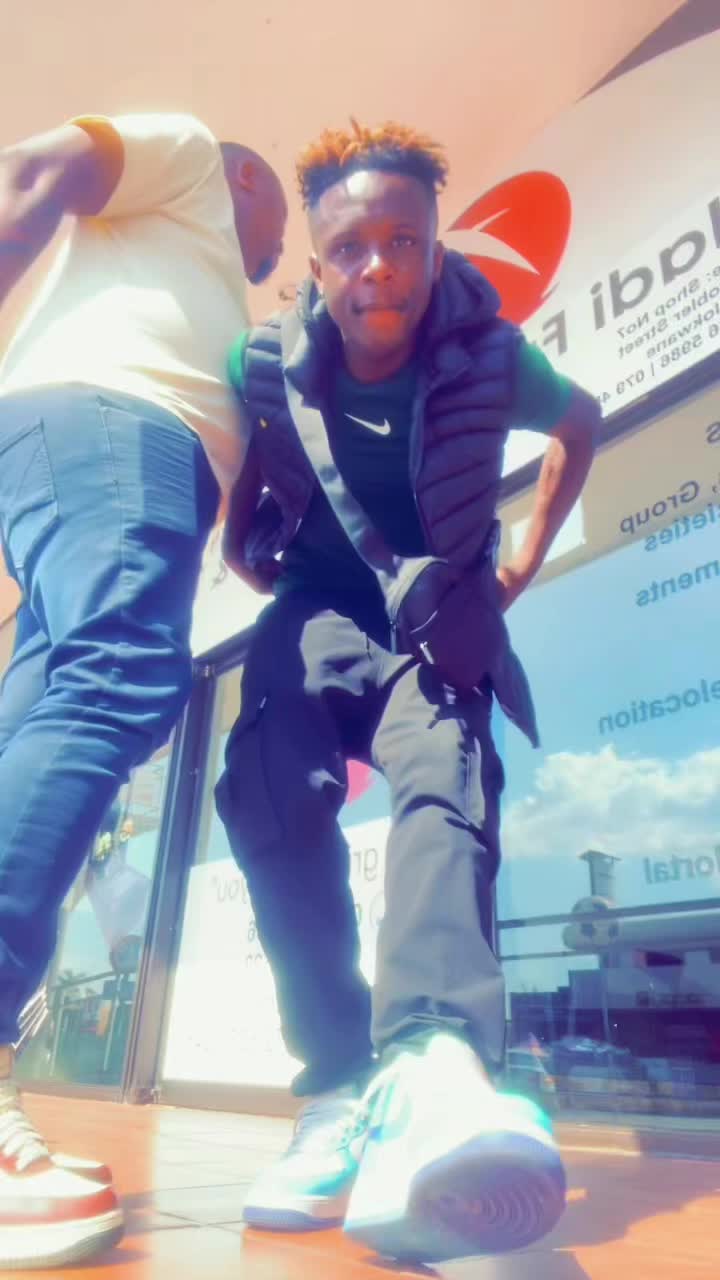 @Zynoe