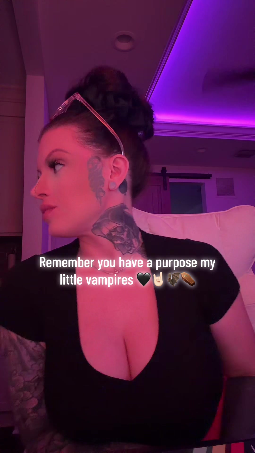 @Dana_Von_D